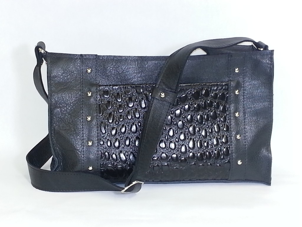 Medium Pocketbook